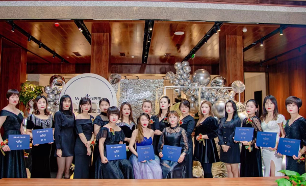 临沂花先生花艺培训学校